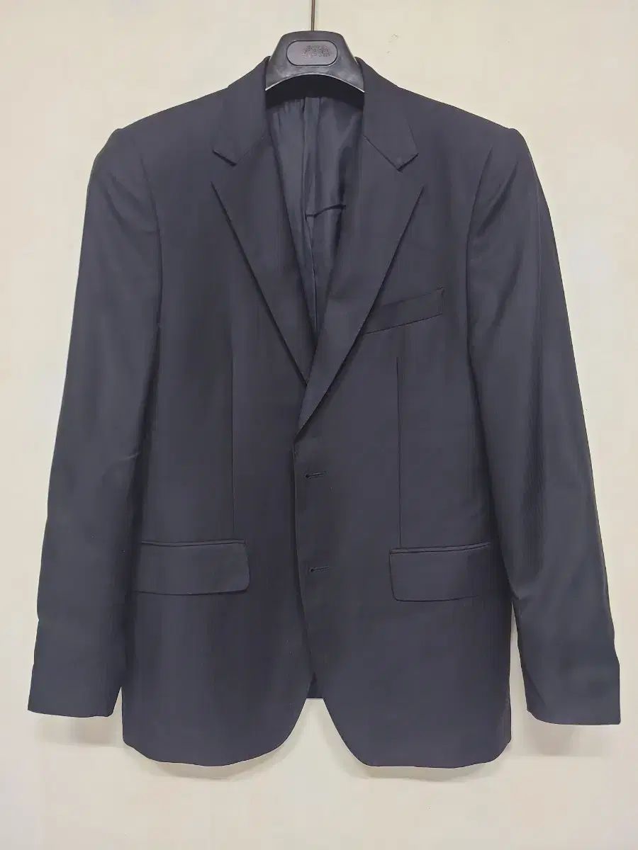DKNY メンズ スーツ セット 100