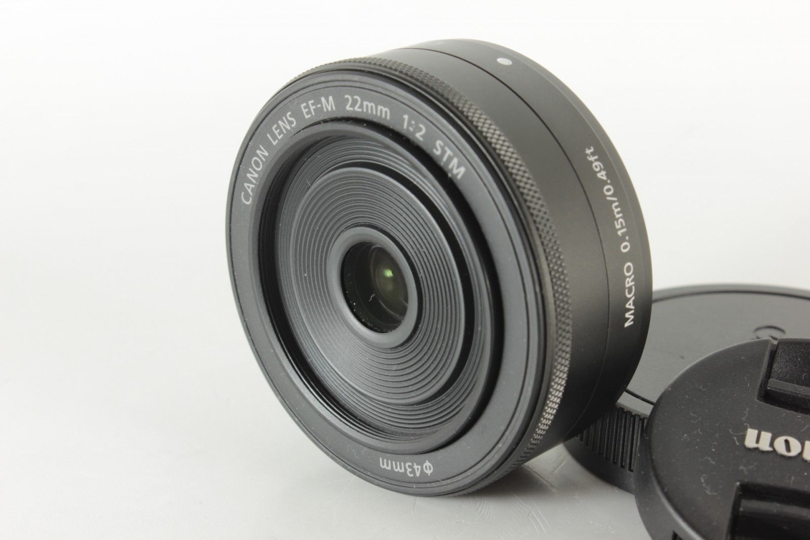 NIKON EF-M 22mm F2 STM