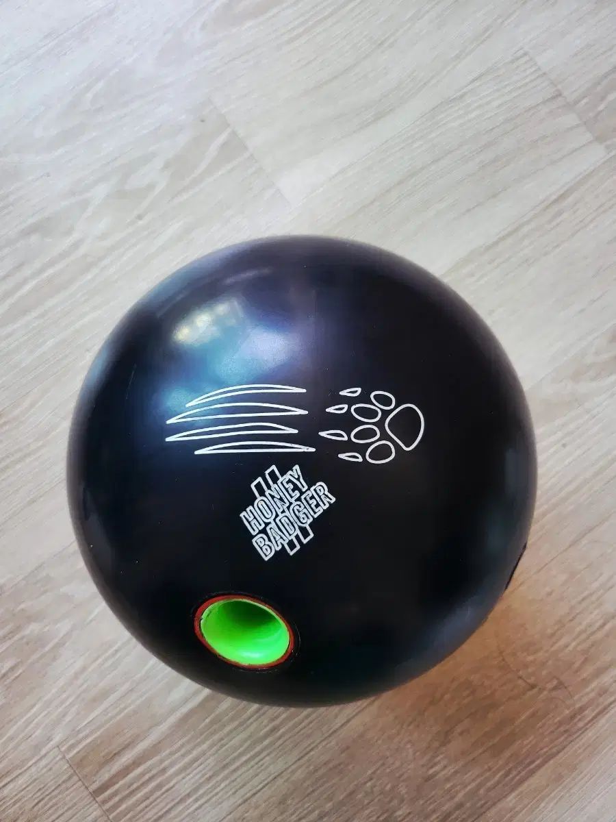 グローバル 900 ハニーバジャー 2 ウレタン 15p ボーリング 出品