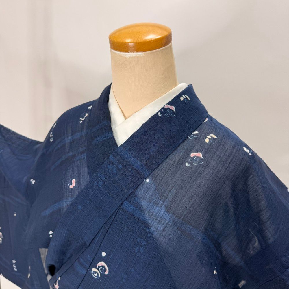 小紋 夏 紗 夏用 洗える着物 裄67.5cm 身丈166.5cm 花柄 お洒落着 普段着 ポリエステル 紺 美品 L サイズ 5921
