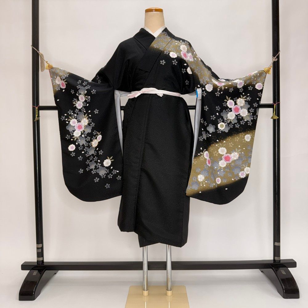 二尺袖 単品 卒業式着物 黒 裄68cm Lサイズ 袴用着物 化繊 中古 5805