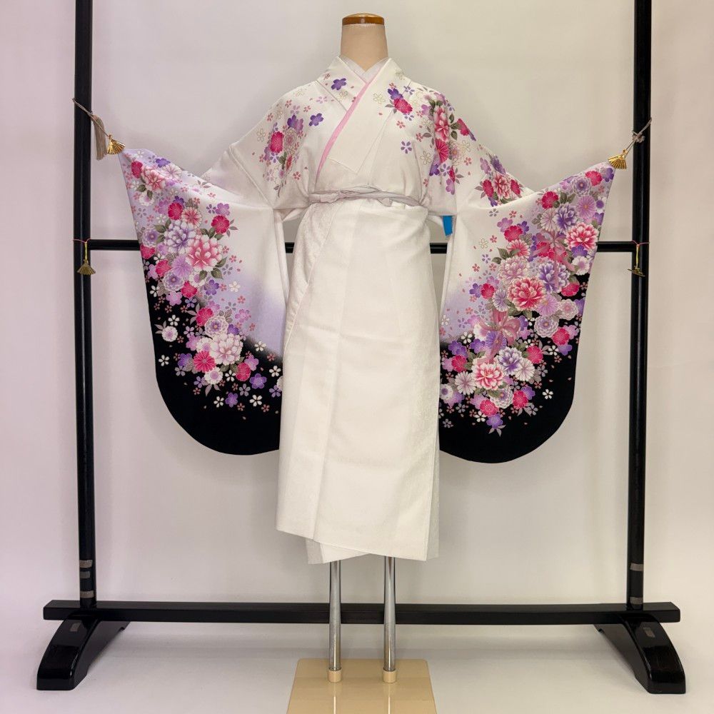 二尺袖 単品 卒業式着物 白 裄68.5cm Lサイズ 袴用着物 化繊 中古 5832