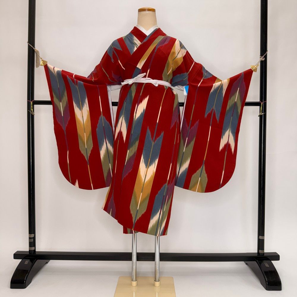 二尺袖 単品 卒業式着物 赤 裄68cm Lサイズ 袴用着物 化繊 中古 5844