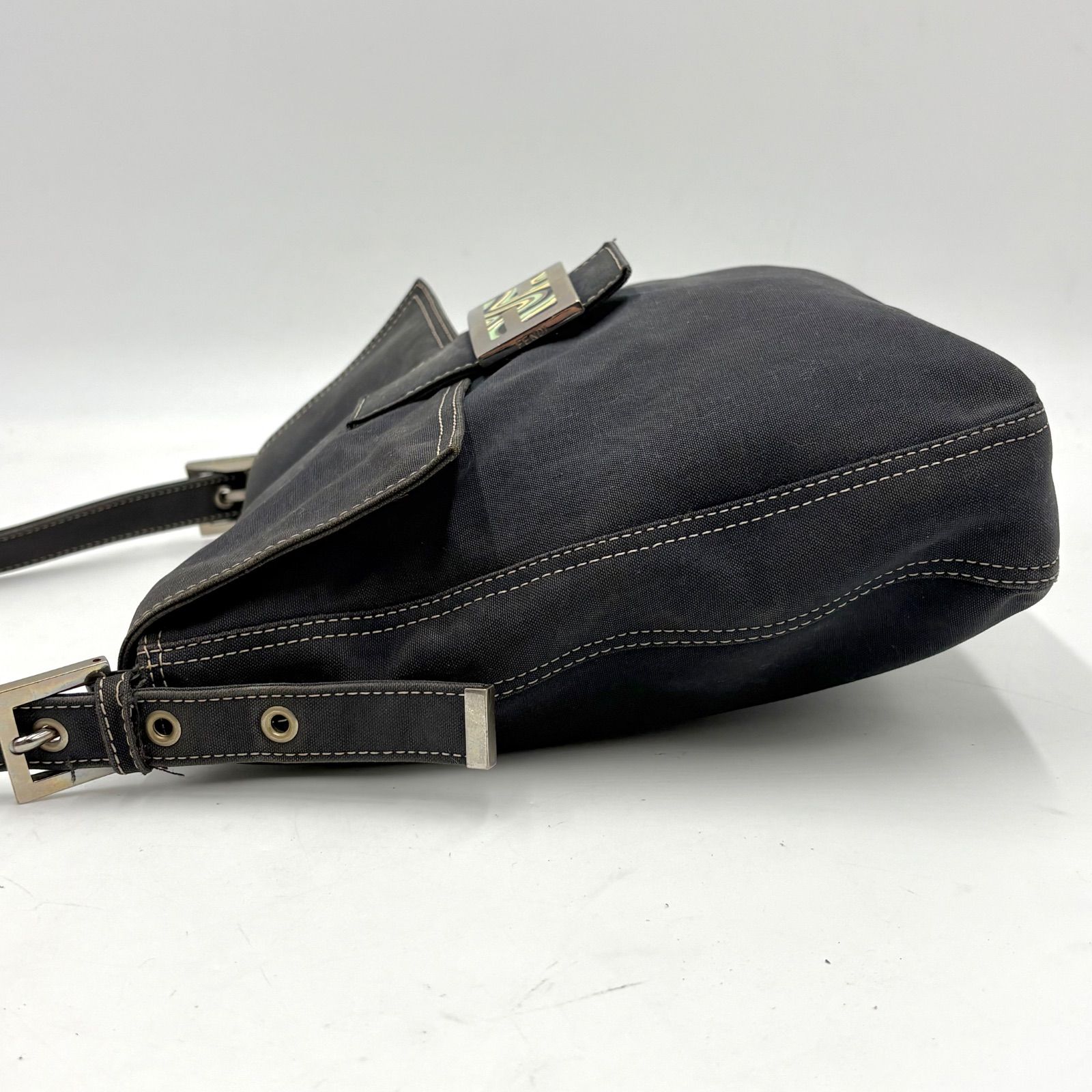 FENDI フェンディ マンマバケット マーブル金具 ショルダーバッグ 