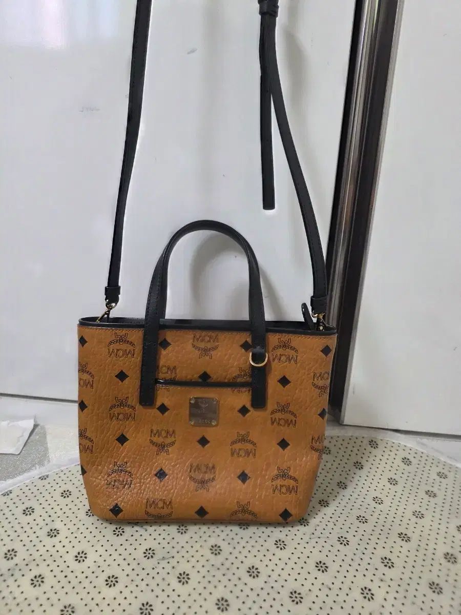 MCM ヴィセト ハンドルバッグ トートバッグ smoll