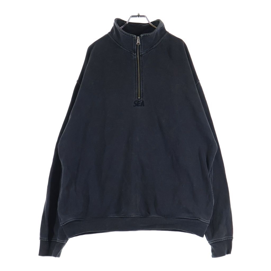 WIND AND SEA (ウィンダンシー) PIGMENT HALF ZIP SWEAT フロントロゴ刺繍 ピグメントダイ ハーフジップスウェットトレーナー グレー WDS-ESS-24-Q3-CS-01