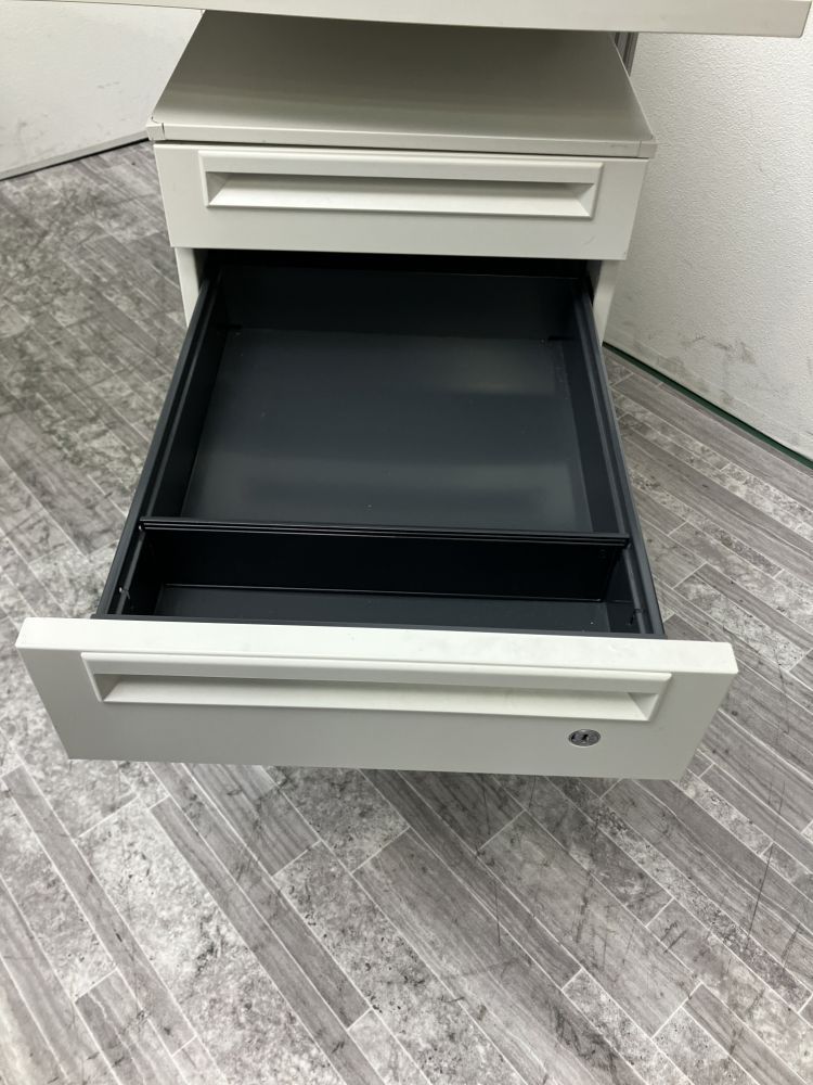 【中古品】プラス 1500平デスク+ワゴンセット ホワイト