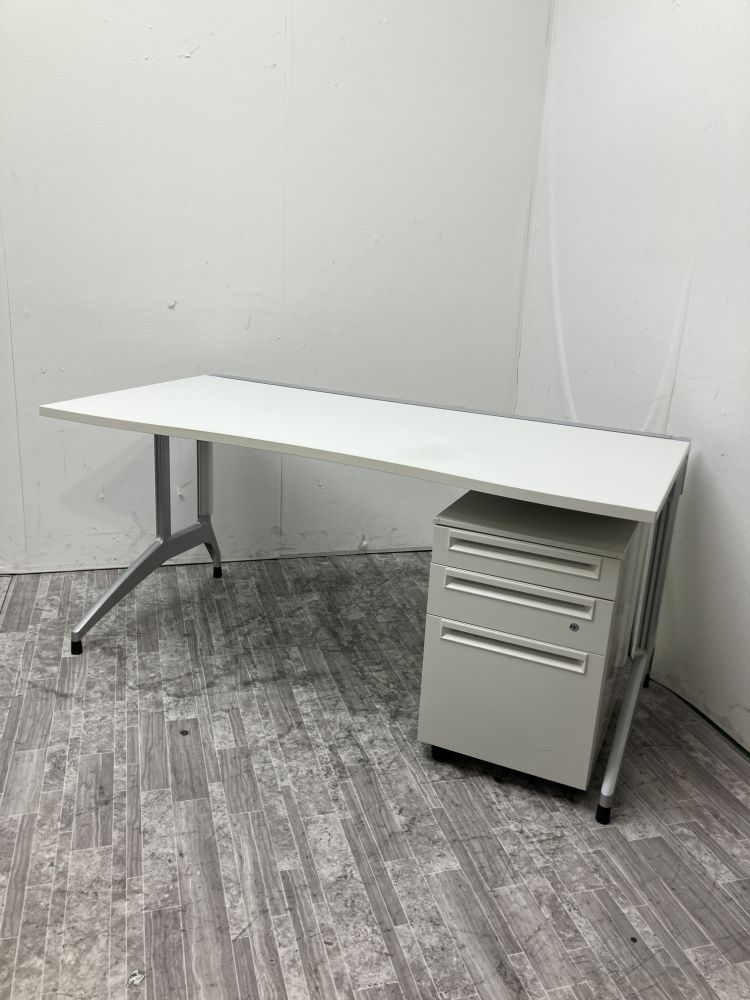 【中古品】プラス 1500平デスク+ワゴンセット ホワイト