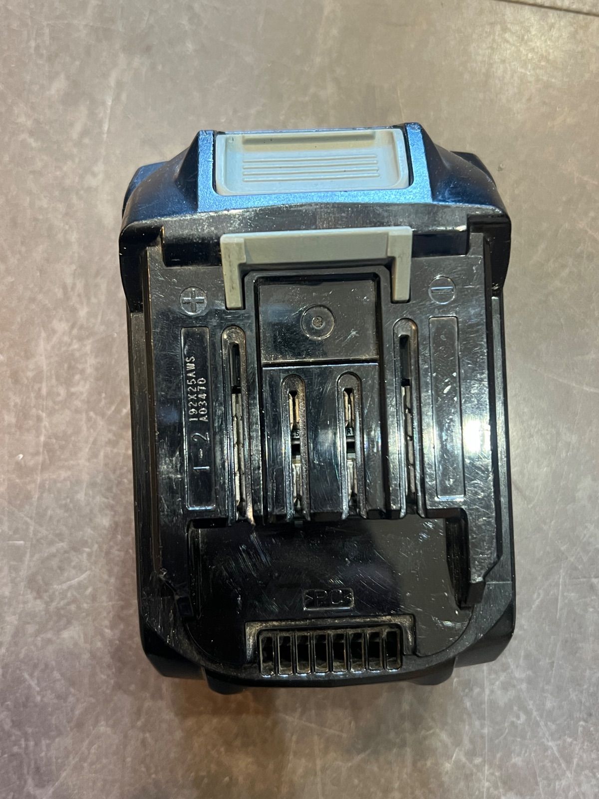 【 makita / 充電式 ピンタッカ 】PT001 G マキタ 稼動品 純正