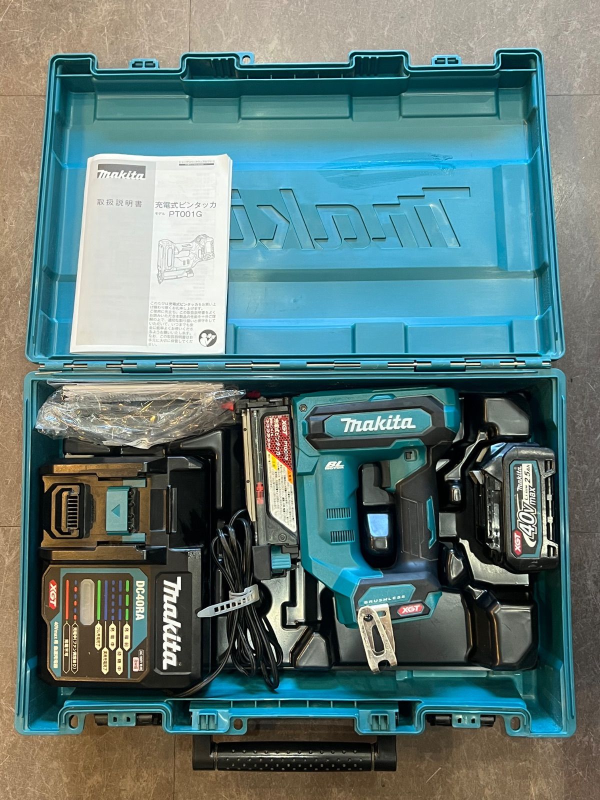 【 makita / 充電式 ピンタッカ 】PT001 G マキタ 稼動品 純正