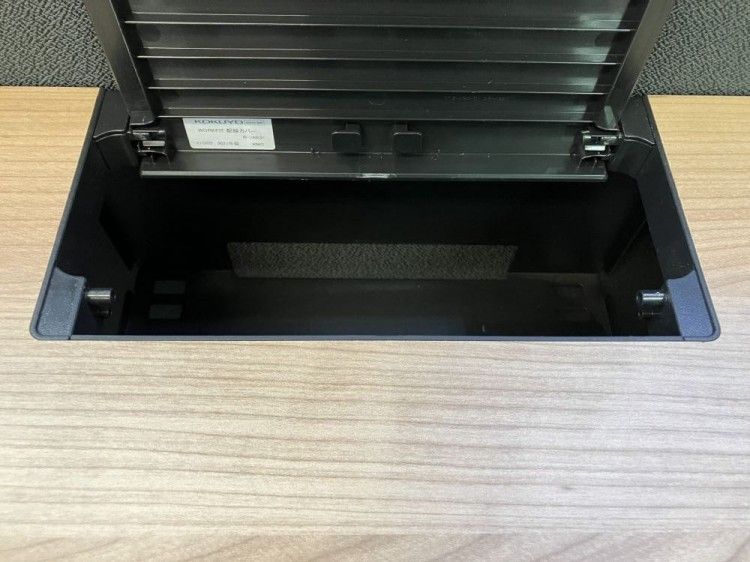 【中古品】コクヨ ワークフィットシリーズ 1400平デスク+ワゴンセット SDT-WF147MP2NN ナチュラル 【中古品】コクヨ ワークフィットシリーズ 1400平デスク+ワゴンセット SDT-WF147MP2NN ナチュラル