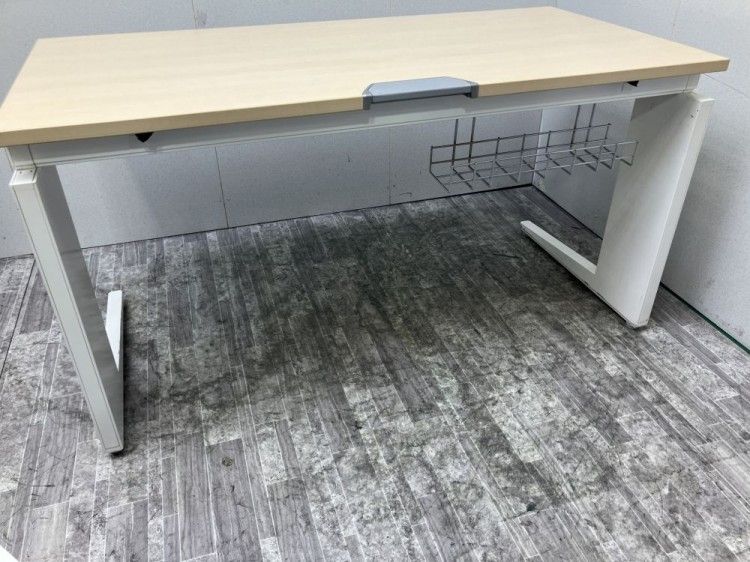 【中古品】オカムラ 1400平デスク+ワゴンセット ナチュラル