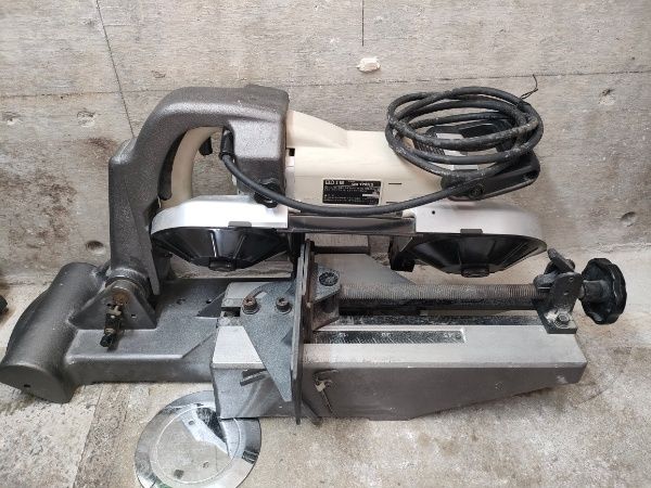 ◎HiKOKI(旧日立工機) ロータリーバンドソー パイプ外径115mm AC100V 軽量アルミベース 保護カバー付 CB12FA2 モータ異音無し、動作確認済み