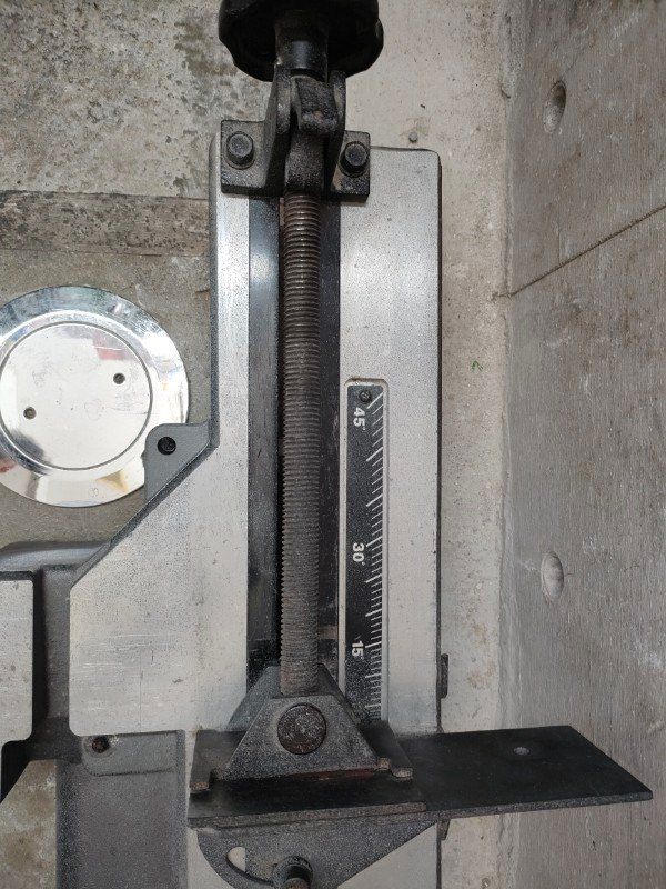 ◎HiKOKI(旧日立工機) ロータリーバンドソー パイプ外径115mm AC100V 軽量アルミベース 保護カバー付 CB12FA2 モータ異音無し、動作確認済み
