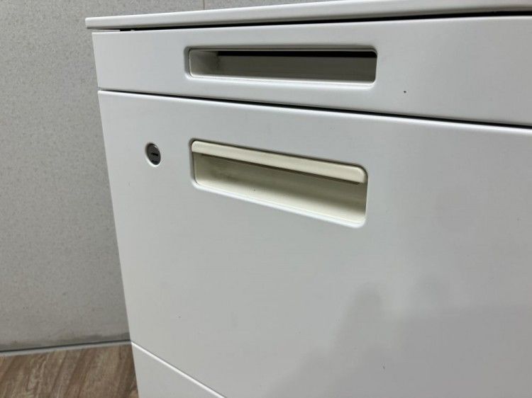 【中古品】コクヨ isシリーズ 1400平デスク+ワゴンセット ナチュラル