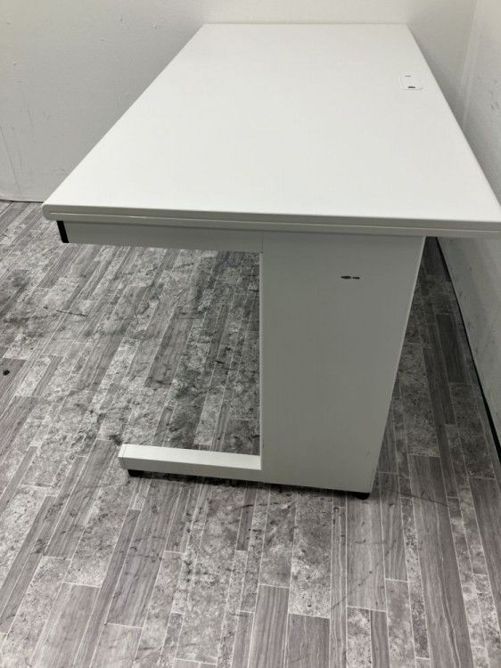 【中古品】プラス フラットラインシリーズ 1400平デスク+ワゴンセット SP-147HWH/SP-046SC-B3 ホワイト
