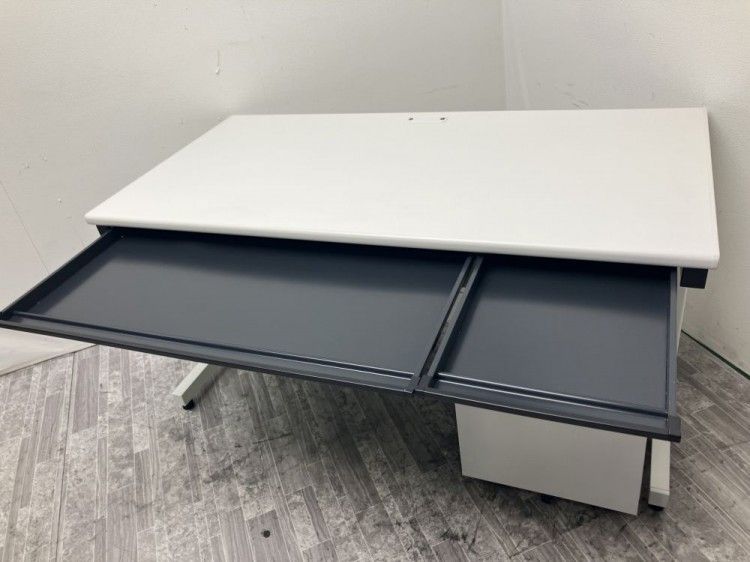【中古品】プラス フラットラインシリーズ 1400平デスク+ワゴンセット SP-147HWH/SP-046SC-B3 ホワイト