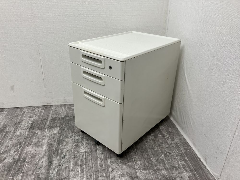 中古品】プラス 1200平デスク＋ワゴンセット ホワイト - メルカリ