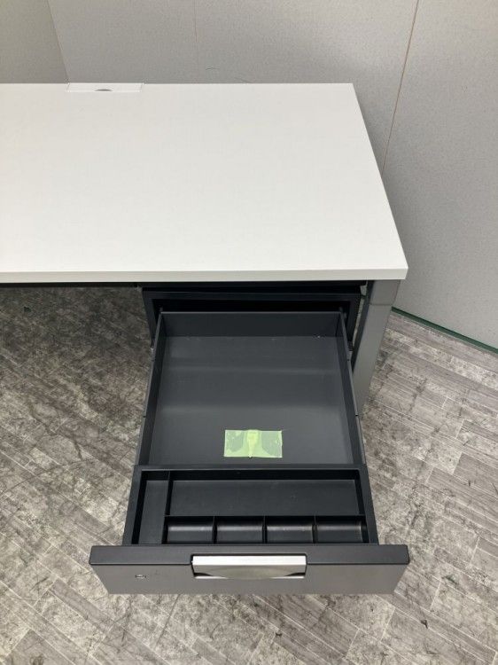 【中古品】コクヨ デルフィシリーズ 1200平デスク+ワゴンセット SDT-DU127PAW ホワイト