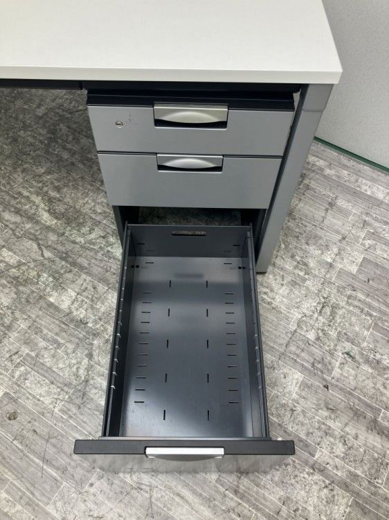 【中古品】コクヨ デルフィシリーズ 1200平デスク+ワゴンセット SDT-DU127PAW ホワイト