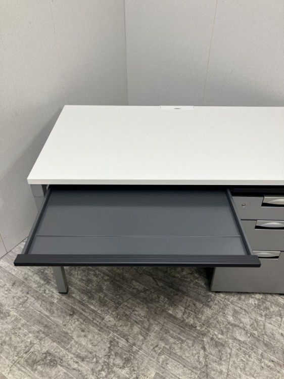 【中古品】コクヨ デルフィシリーズ 1200平デスク+ワゴンセット SDT-DU127PAW ホワイト