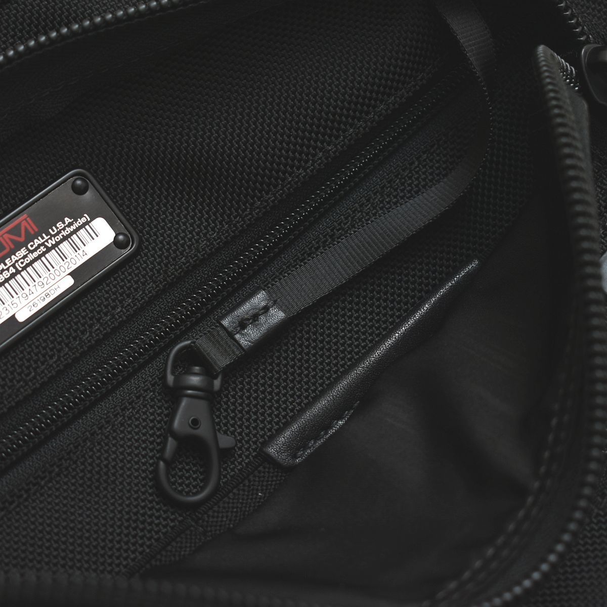 美品】 トゥミ TUMI 26198DH Tall Tote トール トートバッグ バリ 