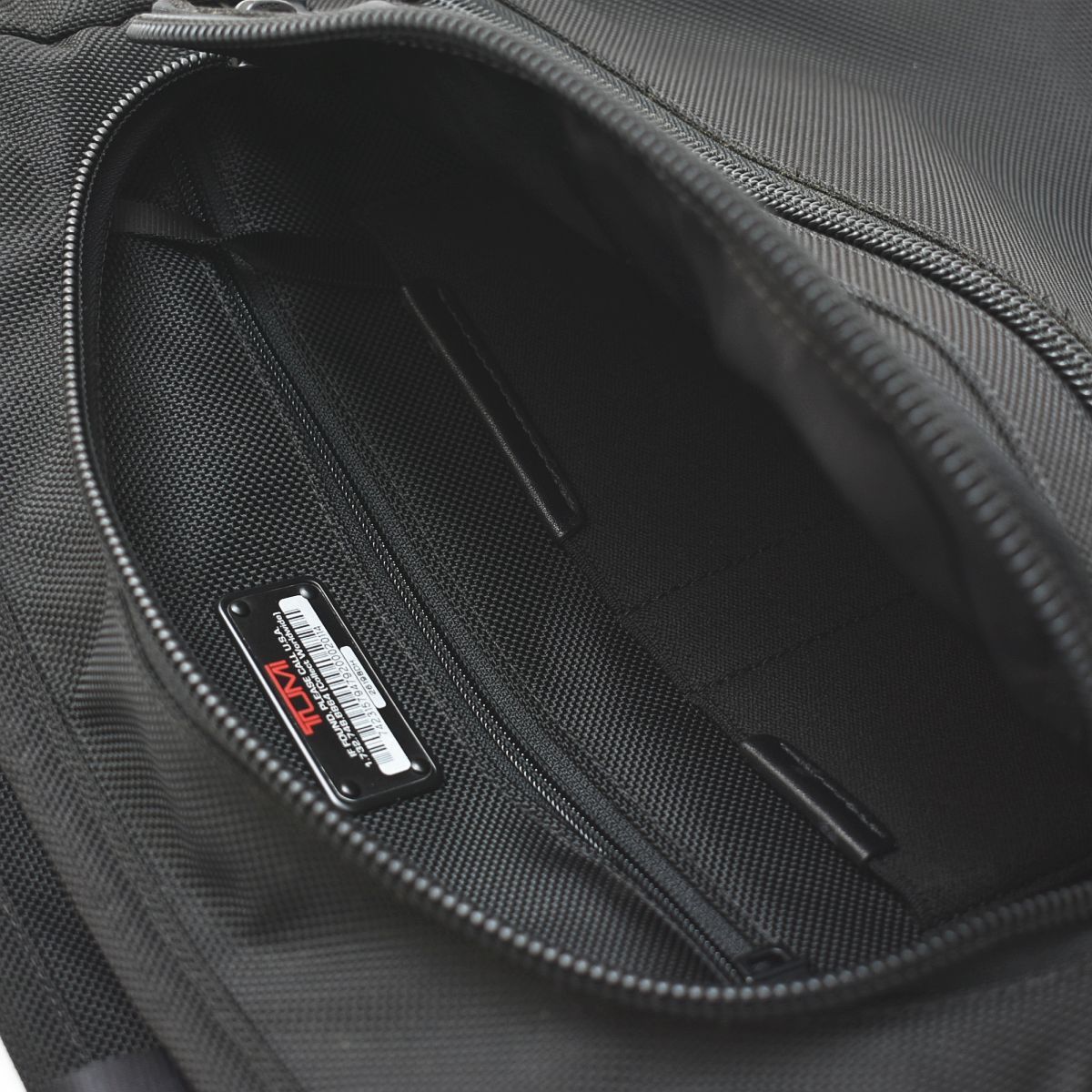 美品】 トゥミ TUMI 26198DH Tall Tote トール トートバッグ バリ