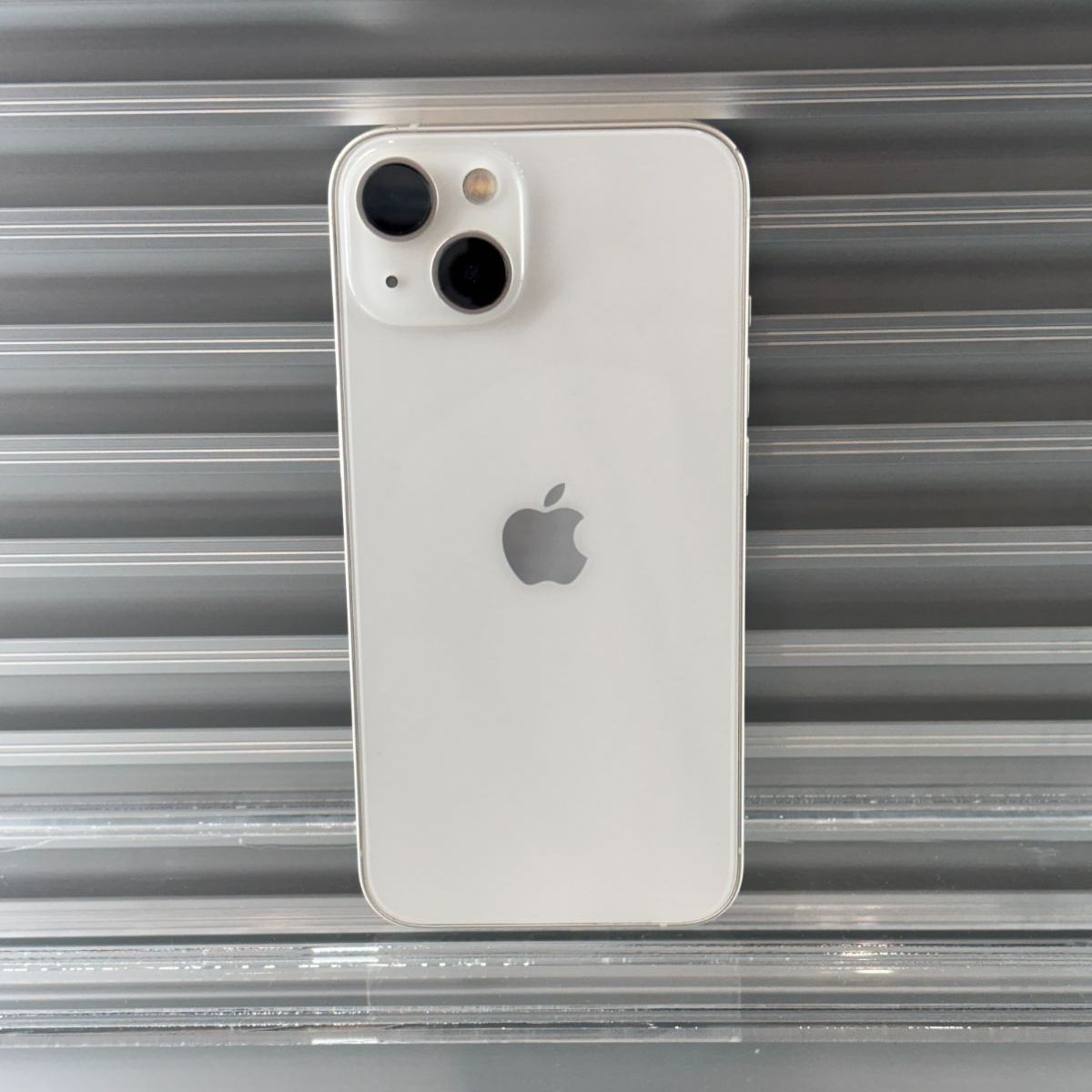 iPhone 13 128GB スターライト 純正バッテリー83% SIMフリー