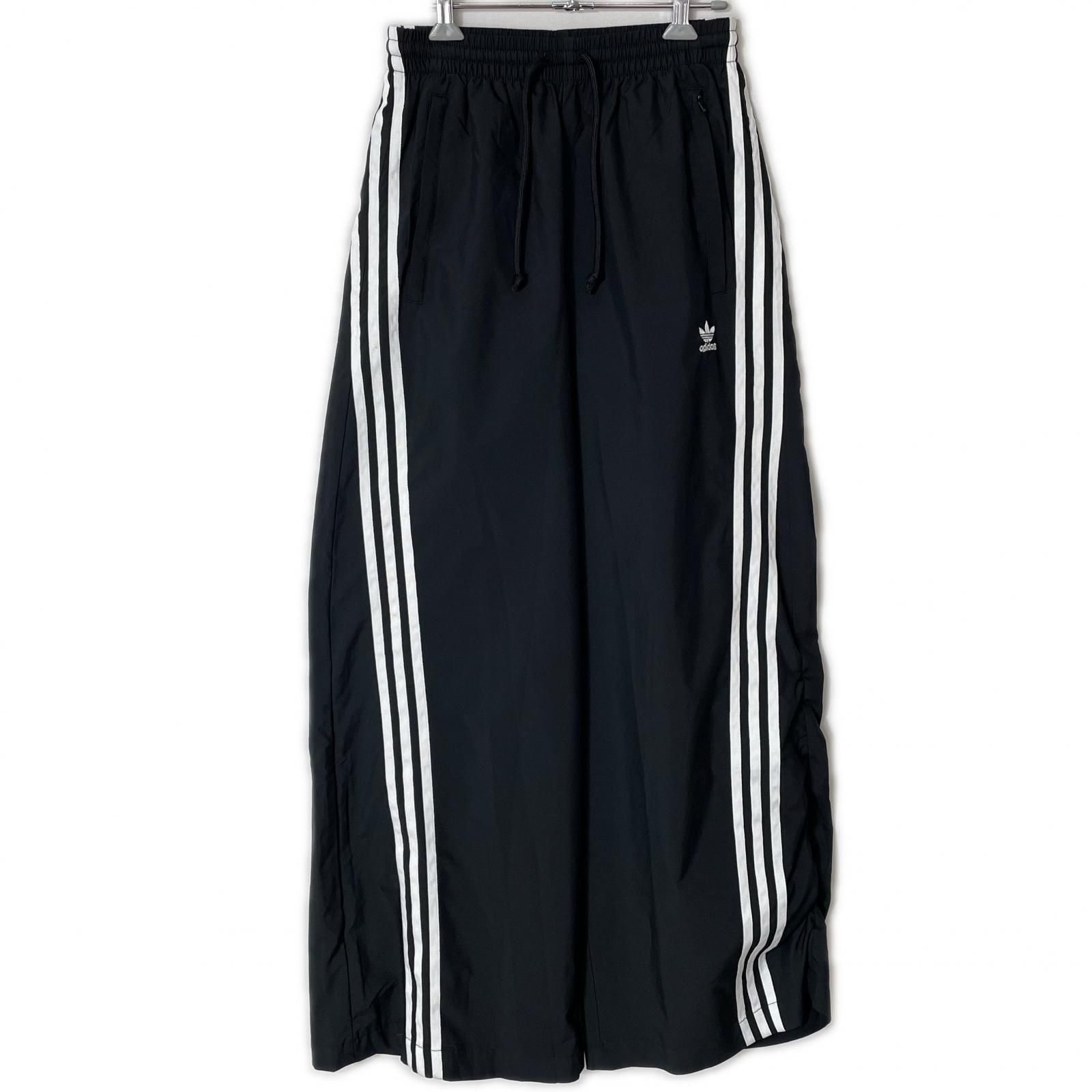 adidas アディダス トラックパンツ サイズXS IV9318 ブラック×ホワイト レディース