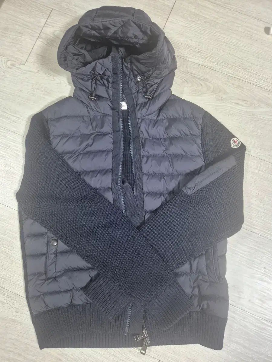 MONCLER モンクレール ジップアップ フード - (モンクレール) ダウン