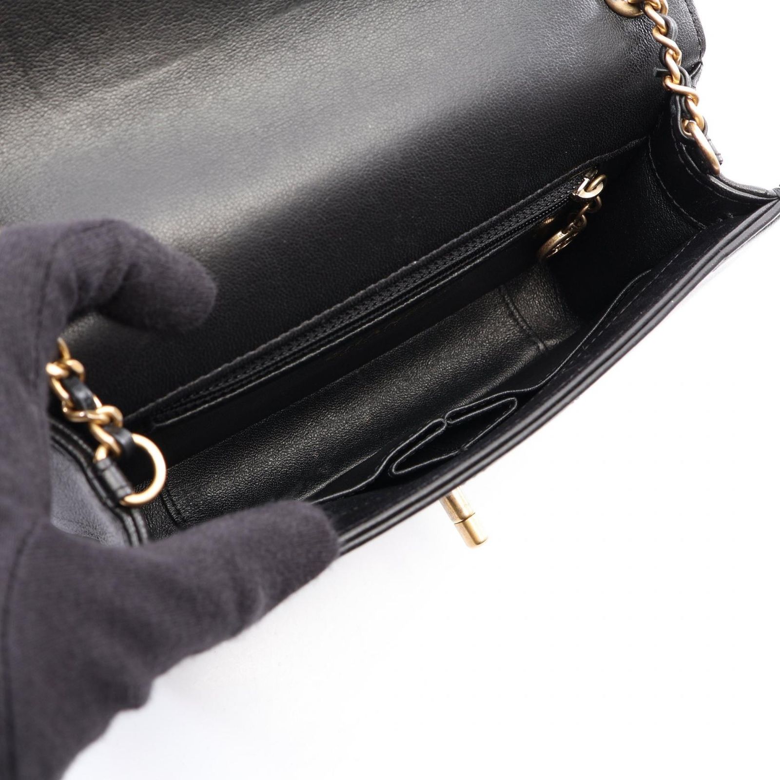 シャネル CHANEL ショルダーバッグ Vステッチ ミニ ブラック/ゴールド