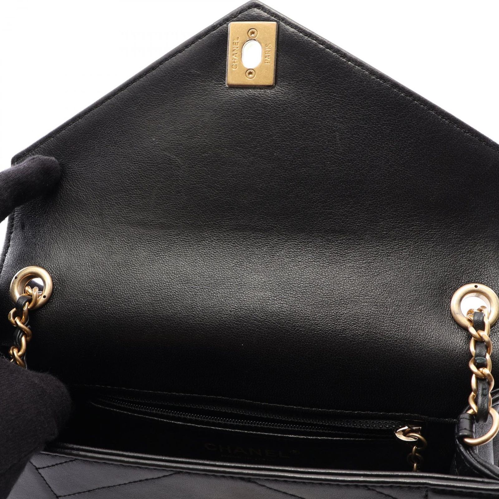 シャネル CHANEL ショルダーバッグ Vステッチ ミニ ブラック/ゴールド