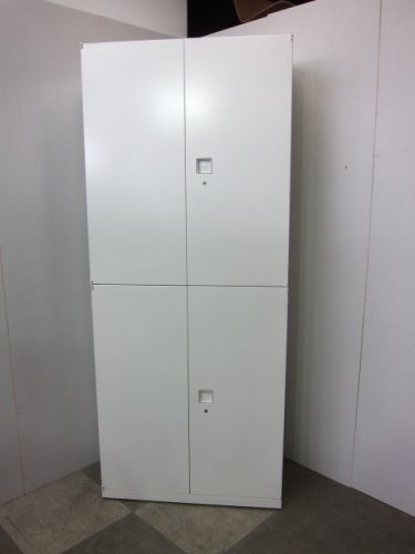 【中古品】オカムラ レクトラインシリーズ 両開き上下書庫 4B313Y ZA75 ホワイト