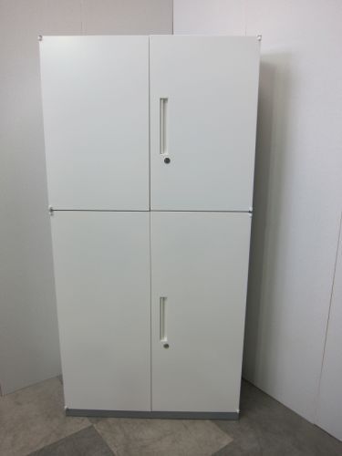 【中古品】イナバ リベストシリーズ 両開き上下書庫 ホワイト