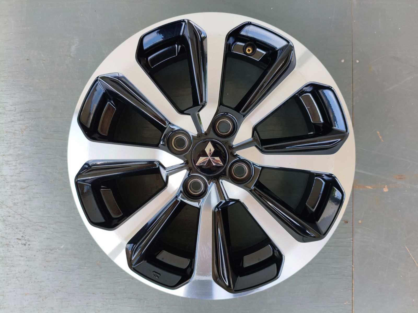 MITSUBISHI MIRAGE 三菱 ミラージュ 5BA-A03A 純正 15インチ ホイール