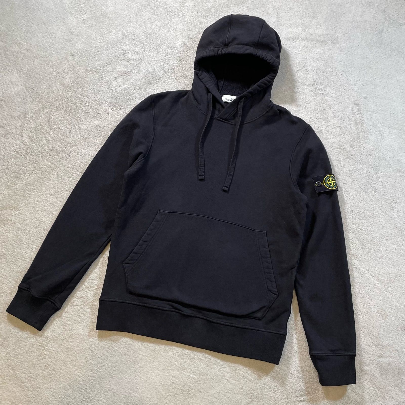 STONE ISLAND ストーンアイランド　コットンスウェットプルオーバーパーカー フーディパーカー　パーカー トップス ブラック 731564120 メンズ Mサイズ 16177