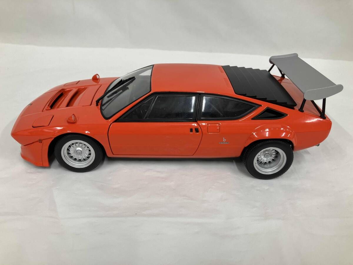 現状品 KYOSHO 1/18 ランボルギｰニ ウラッコ ラリｰ オレンジ 京商