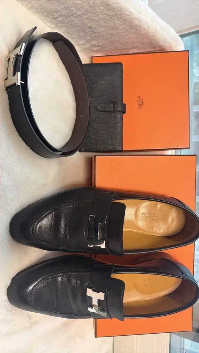 エルメス ローファー ベルト 財布