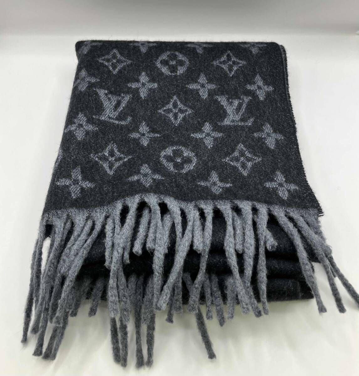 本体のみ LOUIS VUITTON M71607 マフラー・モノグラム・グラディエント