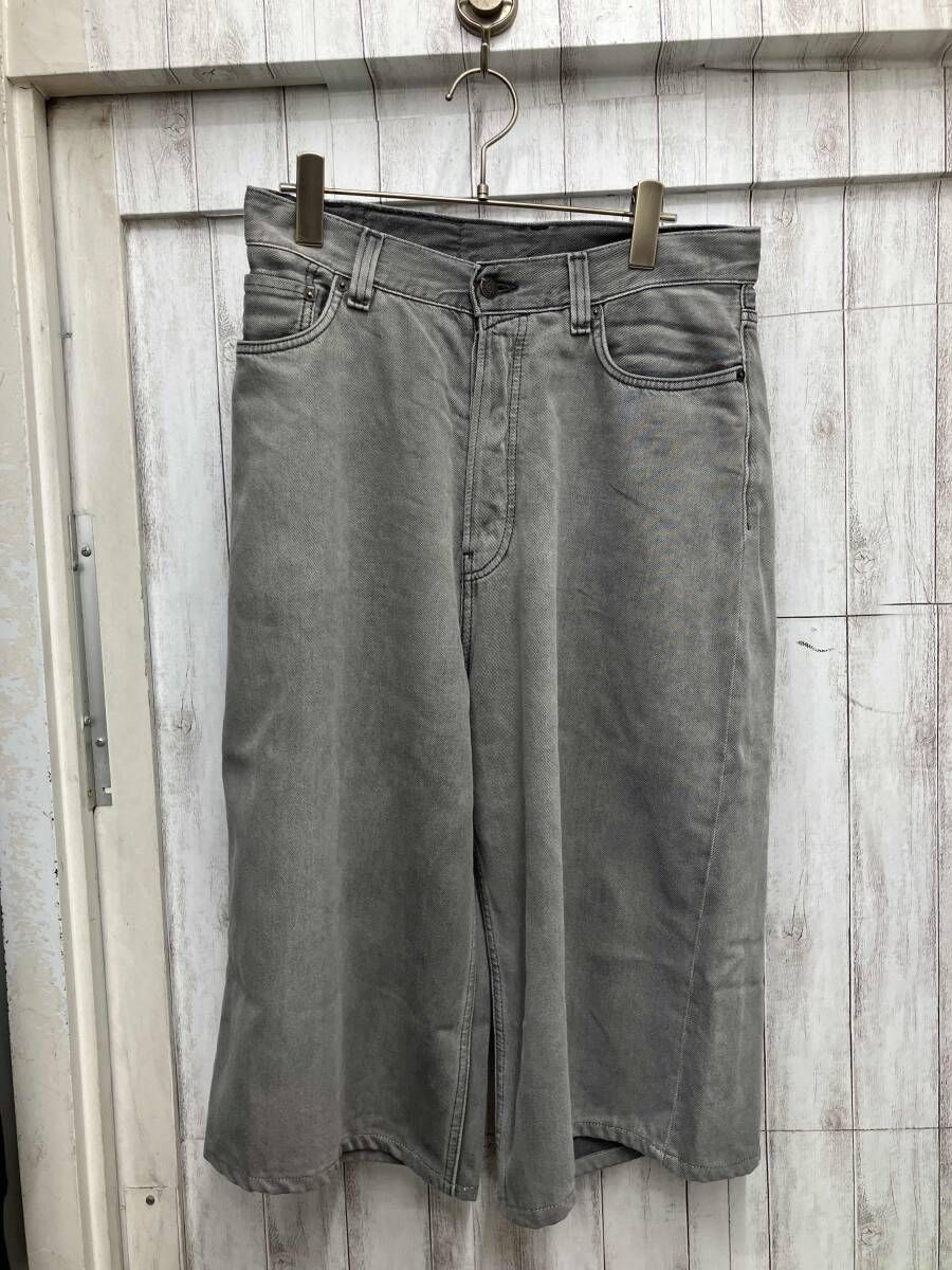 ACNE STUDIOS/ハーフジーンズ/B00351グレー　ウエスト約38cm 股上 約33cm 股下 約40cm 裾幅 約30cm