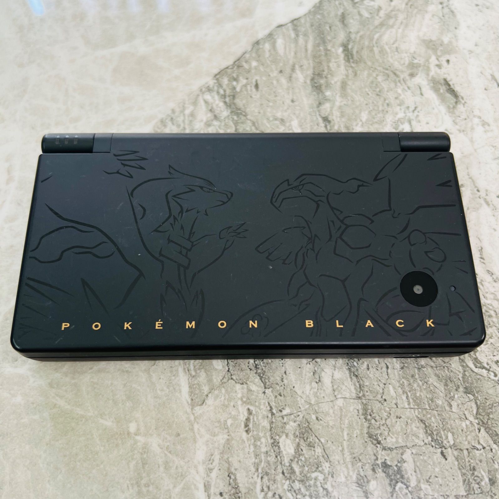 完動品】Nintendo ニンテンドー DSi レシラム ゼクロム エディション 
