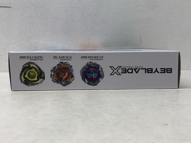 ベイブレードX　UX-15　シャークスケイルデッキセット　外箱を梱包して即日発送 内袋未開封☆ベイブレードX UX-15 シャークスケイルデッキセット
