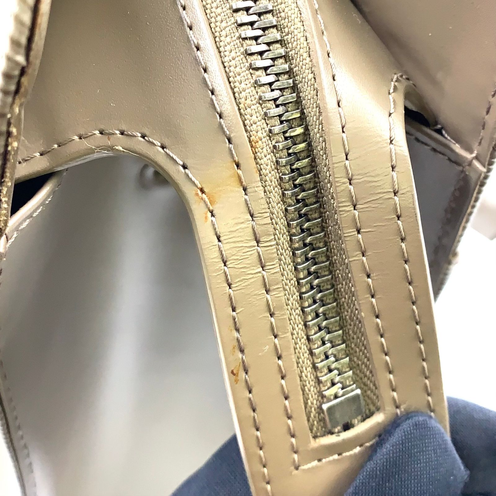 LOUIS VUITTON クロワゼットGM エピ エピ ペッパー レザー グレー