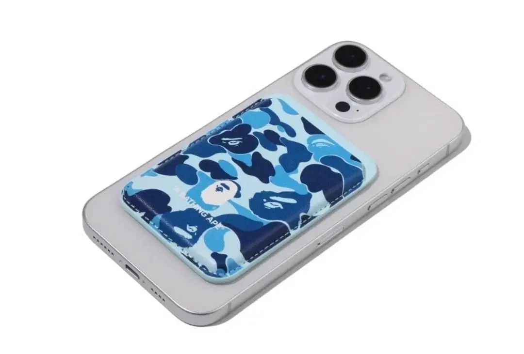 A BATHING APE アベイシングエイプ エイビーシー カモフラージュ マグネット カード ケース ウール モバイル