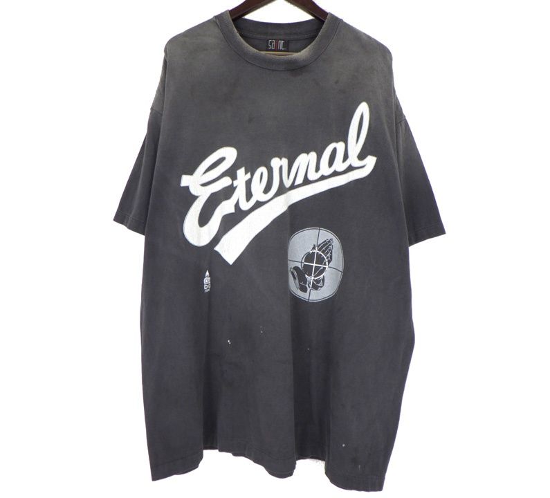 セントマイケル SAINT MICHAEL × フィアオブゴッド FEAR OF GOD 25SS 【 FG SS TEE SM HR8 0000 C01 】 フロント ロゴ デザイン ヴィンテージ 加工 デザイン 半袖 Tシャツ 50943