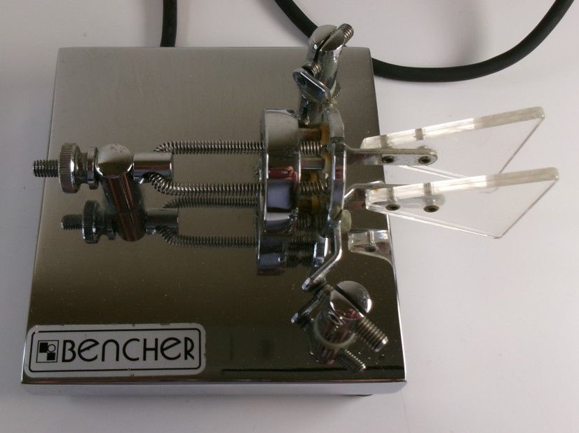 希少 Bencher ベンチャー社製 エレクトロニック・キーヤー用パドル 電鍵 アマチュア無線 モールス符号 CW 20260613 frawyuk m 0613