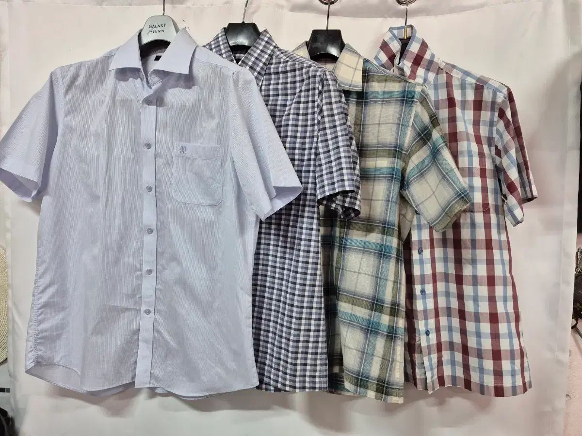 DAKS メンズ 半袖Tシャツ 100 4枚