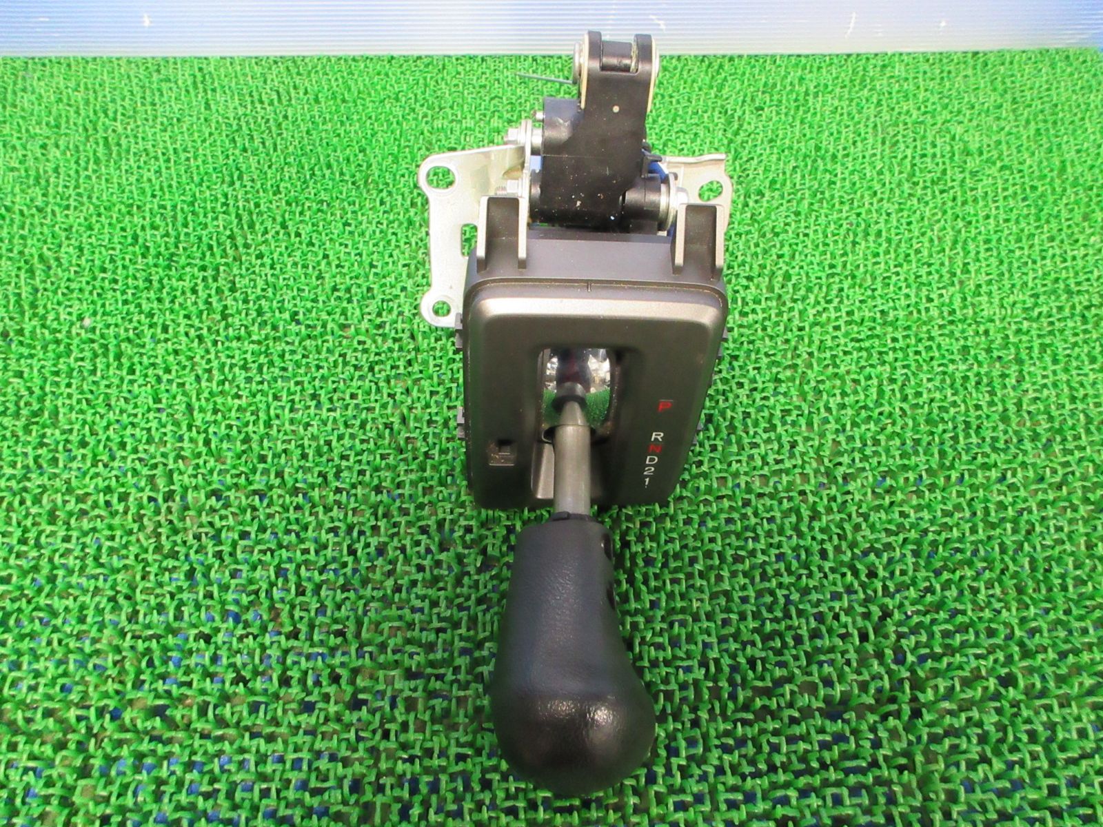 ★SFC7045/ホンダ クロスロード RT3 RT4 純正 シフトレバーノブ　シフトノブ チェンジレバー