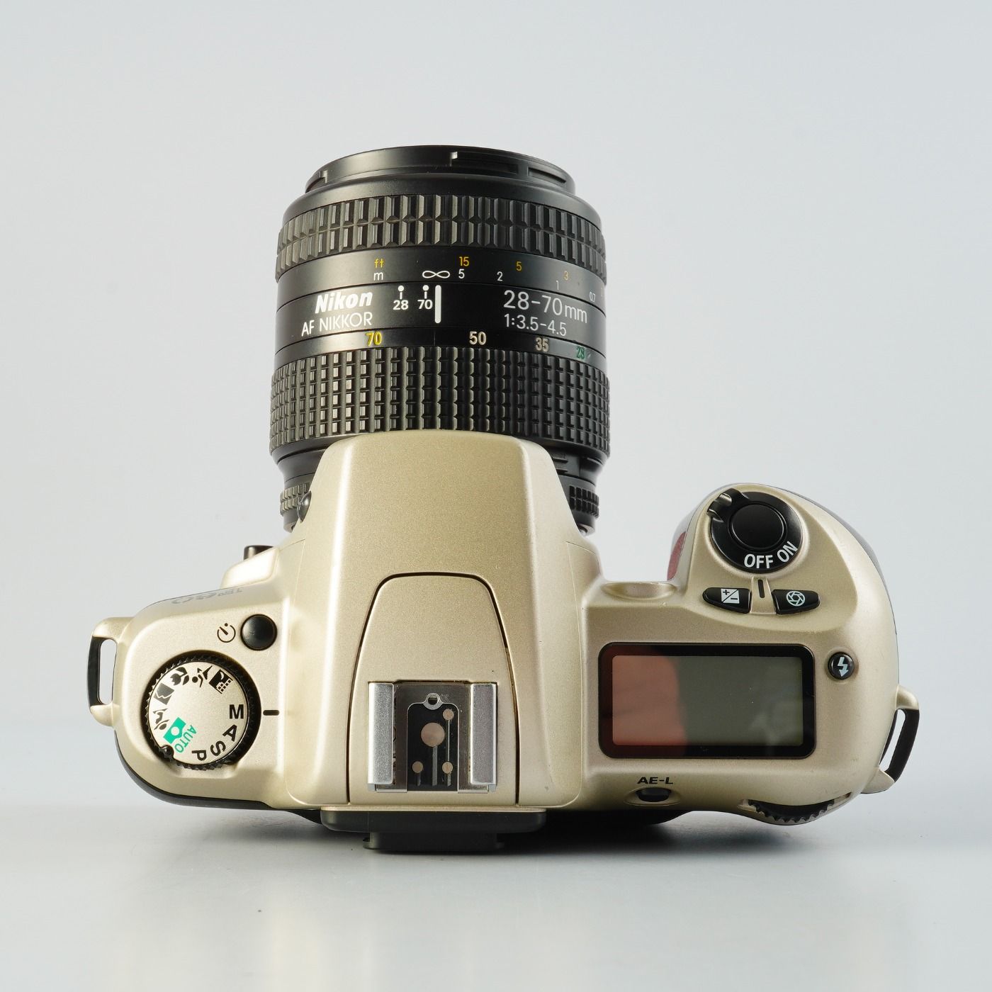 Nikon ニコン F60 ( N60 ) + AF Nikkor 28-70mm F/3.5-4.5 D AF