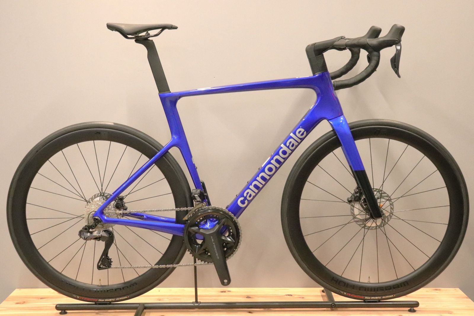 未使用 キャノンデール CANNONDALE スーパーシックス エボ SUPERSIX